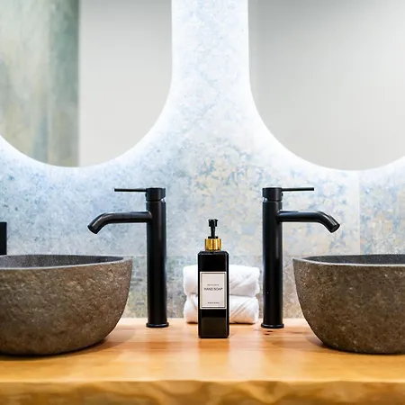 Albahaca Haven Luxury Center Апартаменты *
